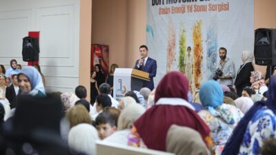 Bayraklı'da bin 50 kadının ürettiği 6 bin eser sergilendi! Başkan