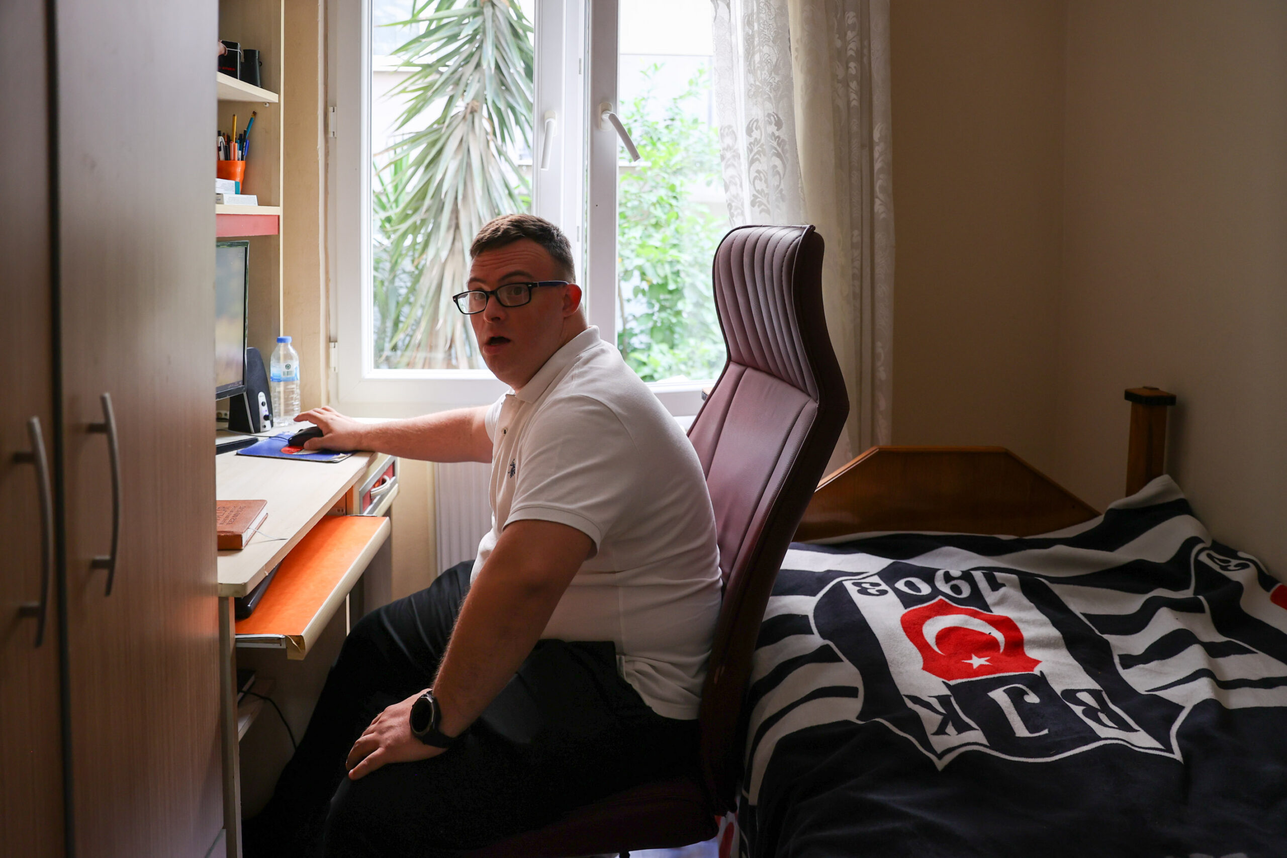 Down sendromlu Muharrem Göksüner, Buca Belediyesi'nin 1923 Buca Göksu +1