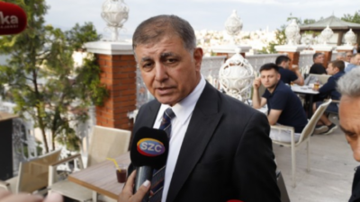 İzmir Büyükşehir Belediye Başkanı Cemil Tugay CHP'den istifa ettiğini açıkladı!