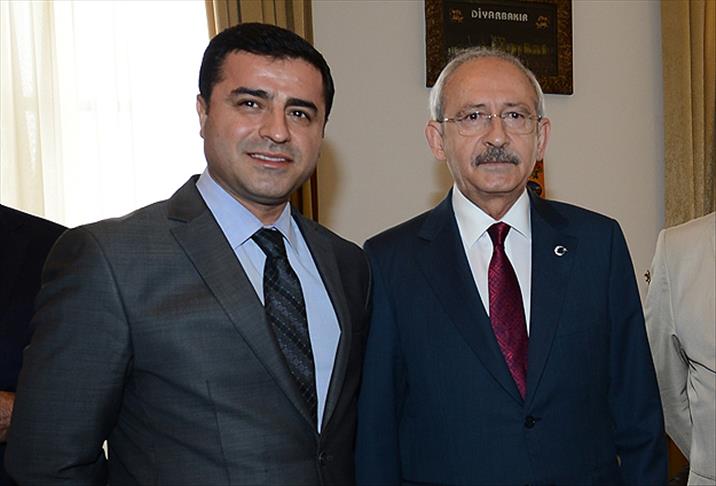 Selahattin Demirtaş, "dokunulmazlık" çıkışıyla tartışma yaratan Kemal Kılıçdaroğlu'nun cezaevi ziyareti