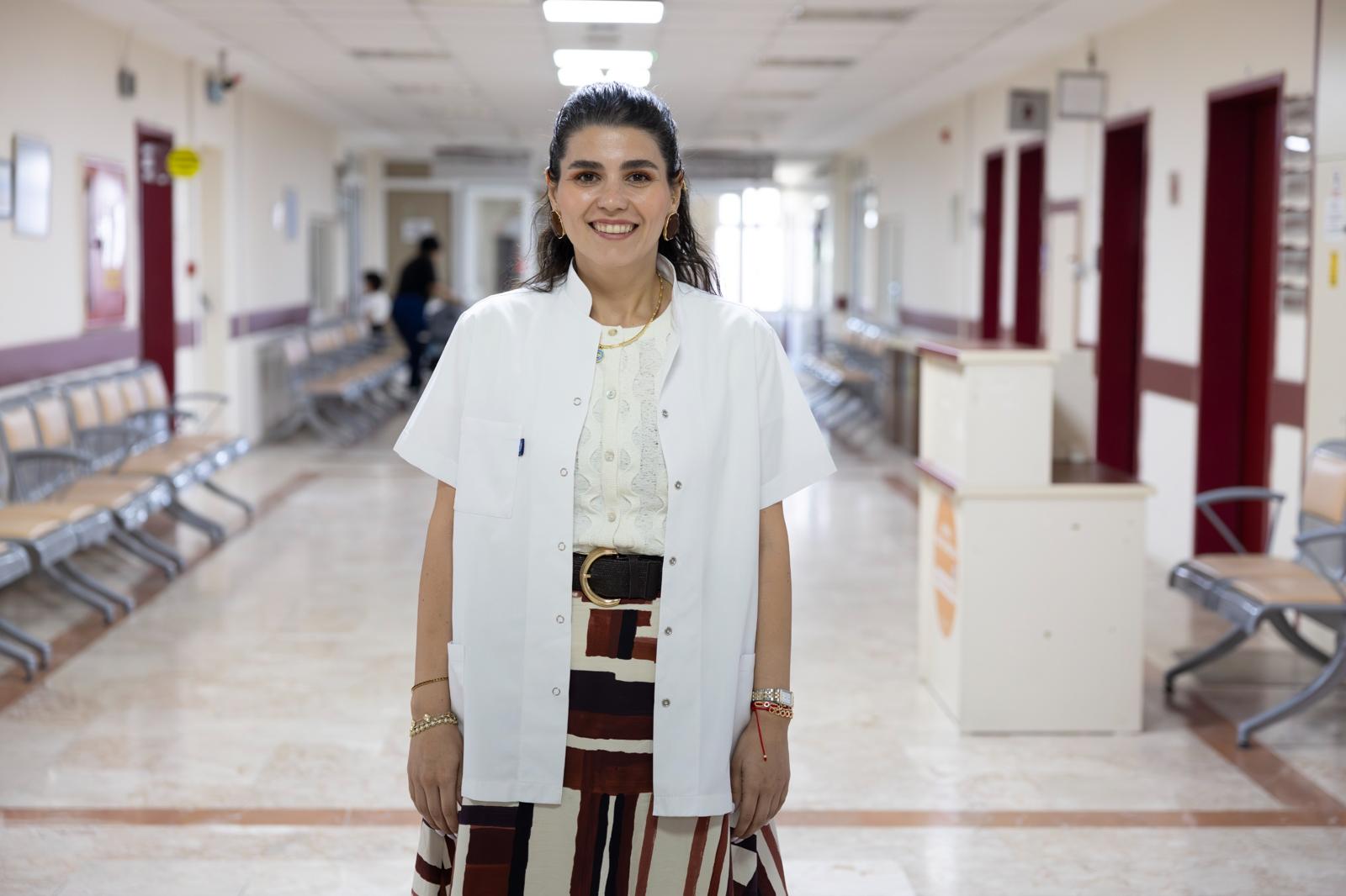 İzmir Eşrefpaşa Hastanesi Diyetisyeni Dilara Demirkan, "sen diyetisyen olamazsın" sözlerine