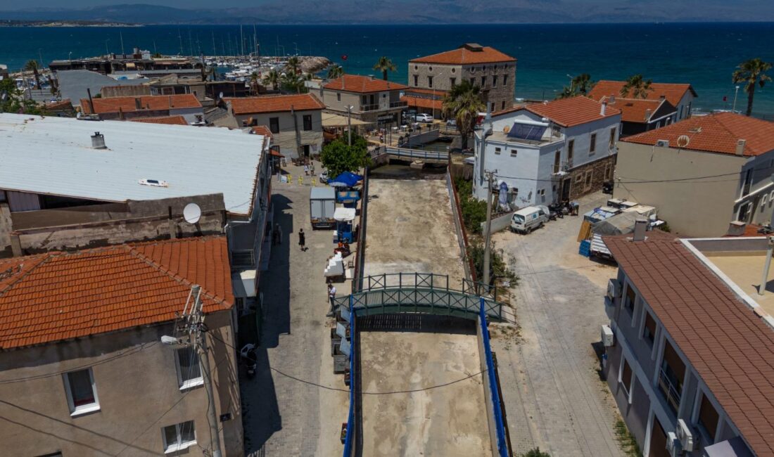 İZSU Yarımada’da Düğmeye Bastı! Kış Öncesi Urla ve Çeşme’de Görülmemiş Güvenlik Seferberliği İZSU, kış bastırmadan Urla ve Çeşme'de dev harekât başlattı! Binlerce