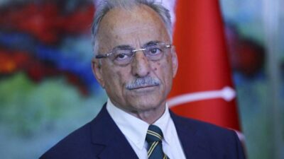 Eski Başbakan Yardımcısı Murat Karayalçın, CHP'ye büyük bir tuzak kurulduğunu
