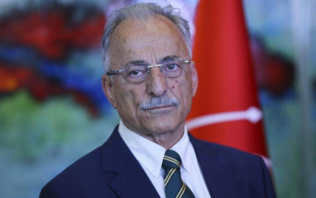 Eski Başbakan Yardımcısı Murat Karayalçın, CHP'ye büyük bir tuzak kurulduğunu