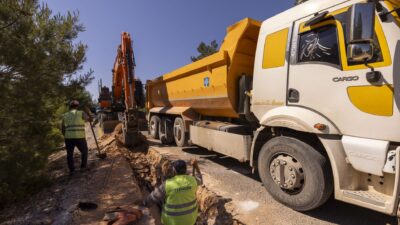 İZSU, Urla'nın 4 mahallesinde ekonomik ömrünü tamamlayan içme suyu hatlarını
